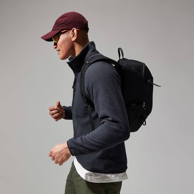 Berghaus moški stainton 2.0 polovična zadrga 6JTH119 oblačila Črna