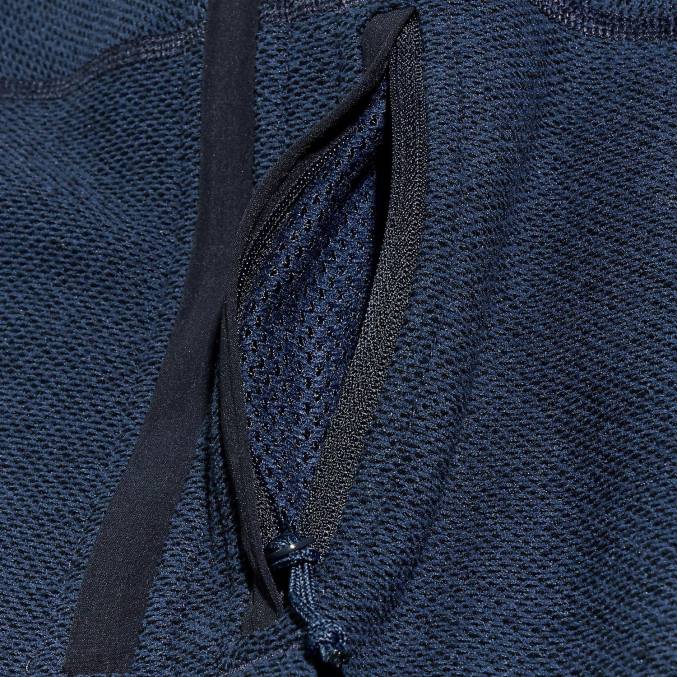 Berghaus moški stainton 2.0 polovična zadrga 6JTH120 oblačila modra