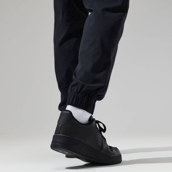 Berghaus moški urbane detentes hlače 6JTH235 oblačila urb jet črna