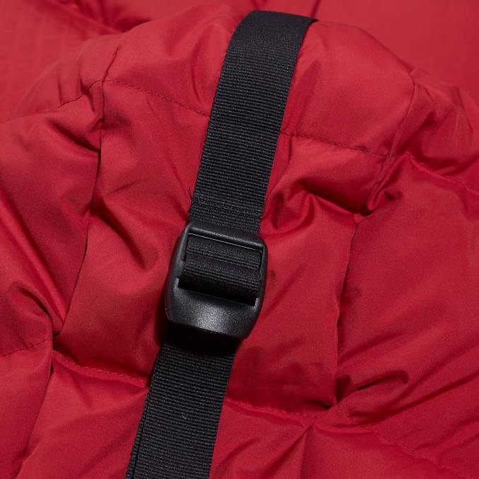 Berghaus moški fawdon puhovka 6JTH58 oblačila rdeča dalija/jeget črna