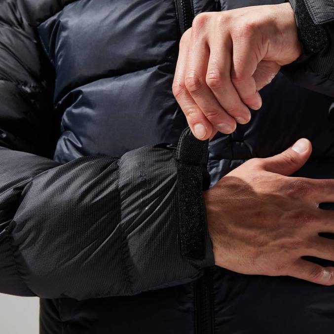 Berghaus moški mtn arete ultra puhast pulover s kapuco 6JTH71 oblačila jet črna