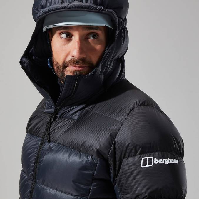 Berghaus moški mtn arete ultra puhast pulover s kapuco 6JTH71 oblačila jet črna