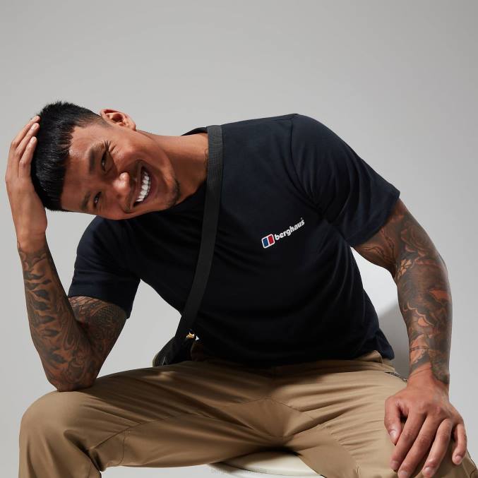 Berghaus moški organska klasična majica z logotipom 6JTH209 oblačila Črna