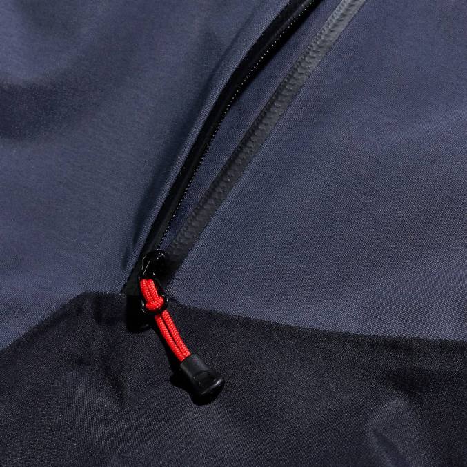 Berghaus moški arran jakna 6JTH16 oblačila temno siva/črna