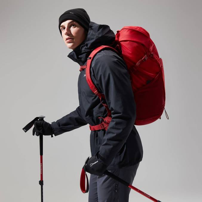 Berghaus moški interaktivna jakna hillwalker 6JTH31 oblačila Črna