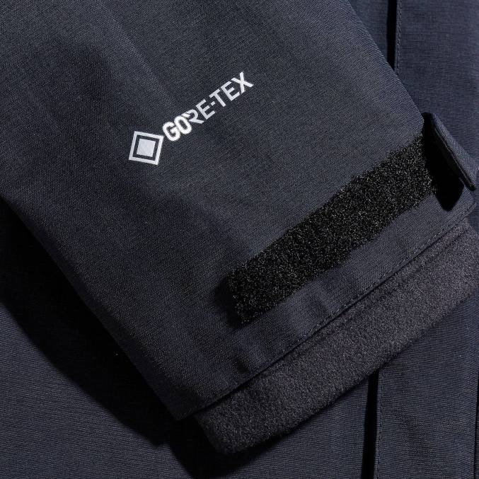 Berghaus moški interaktivna jakna hillwalker 6JTH31 oblačila Črna