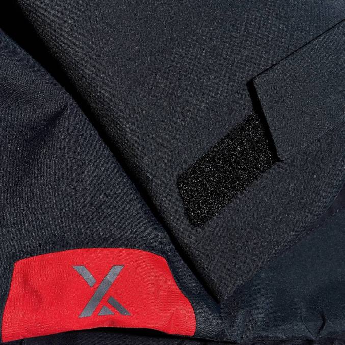 Berghaus moški jakna mtn seeker gtx 6JTH33 oblačila jet black/goji jagode