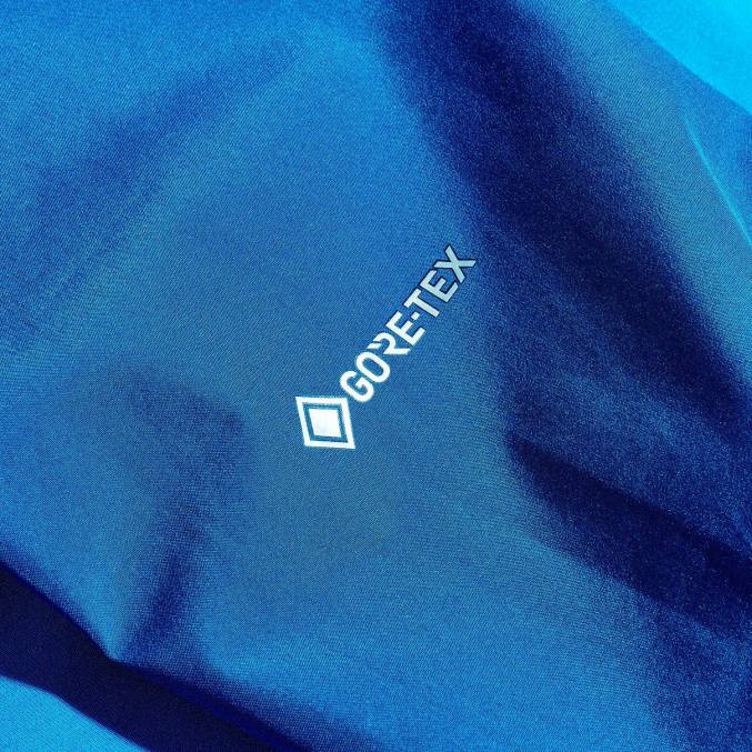 Berghaus moški paclite peak zračna jakna 6JTH46 oblačila modra/temno modra