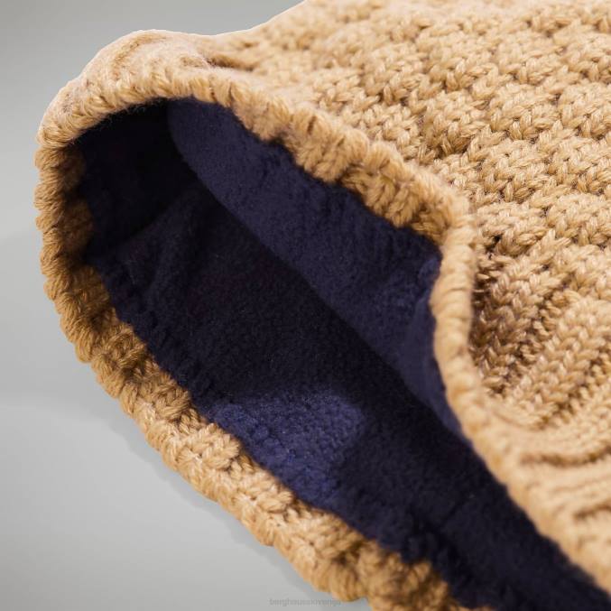 Berghaus ženske edo bobble kapa 6JTH292 pokrivala peščena sipina