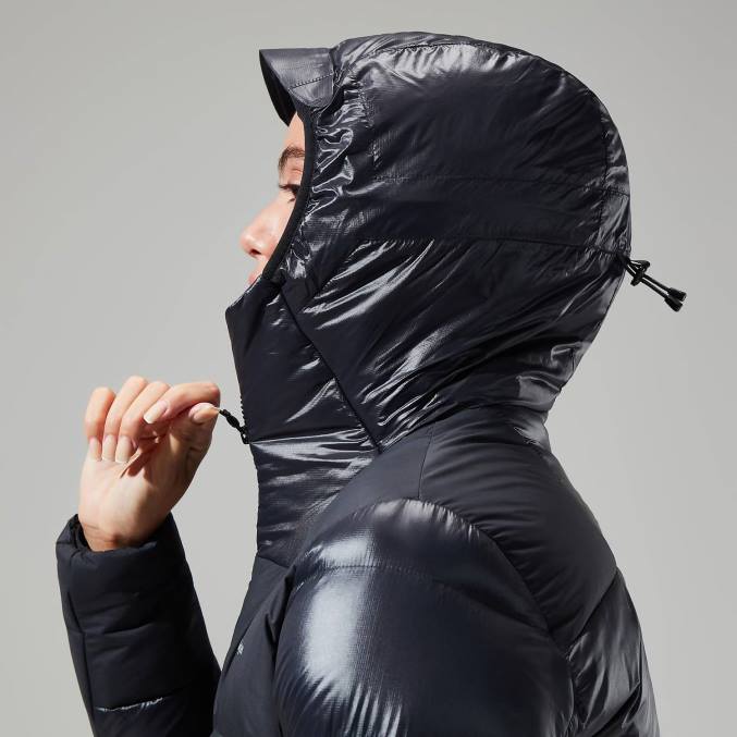 Berghaus ženske arkos refleksna puhovka 6JTH396 oblačila jet črna