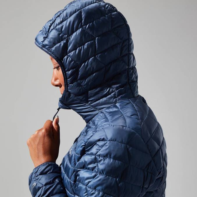 Berghaus ženske cuillin izoliran pulover s kapuco 6JTH376 oblačila dusk/modri blazer