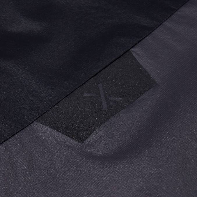 Berghaus ženske mtn arete lb sintetični pulover s kapuco 6JTH392 oblačila črtasto črna/siva črta