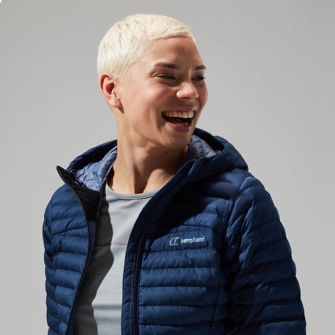 Berghaus ženske nula mikro jakna 6JTH363 oblačila temno modra