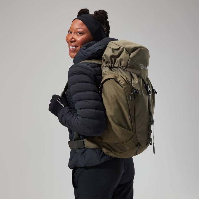 Berghaus ženske sorodna jakna 6JTH368 oblačila Črna