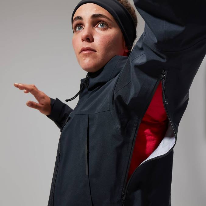 Berghaus ženske jakna mtn seeker gtx 6JTH337 oblačila jet črna