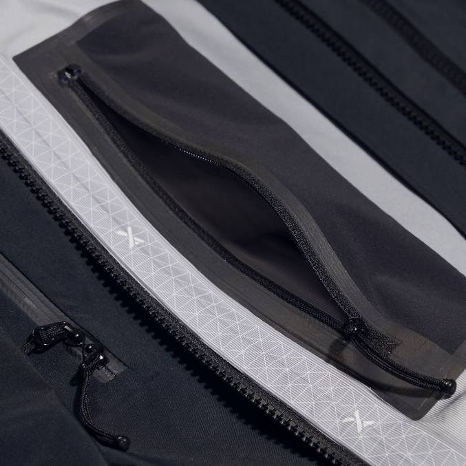 Berghaus ženske jakna mtn seeker gtx 6JTH337 oblačila jet črna