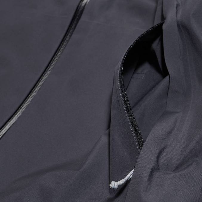 Berghaus ženske paclite dynak jakna 6JTH320 oblačila Črna